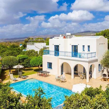 Artemis Villa Pegeia