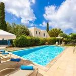 Artemis Villa