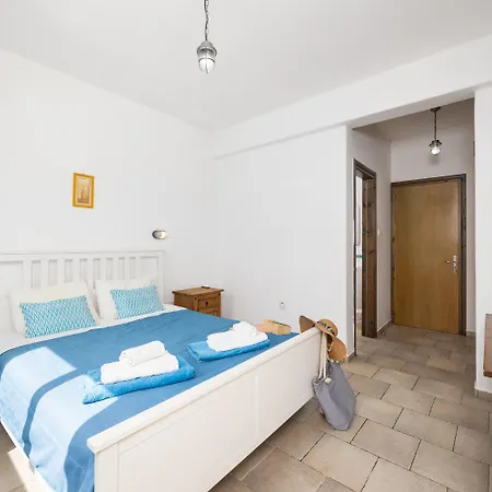 Artemis Villa *