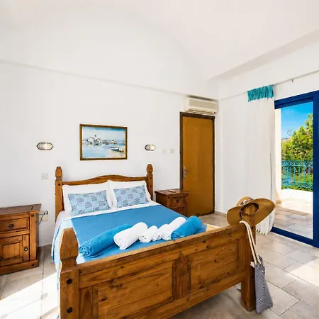 Artemis Villa